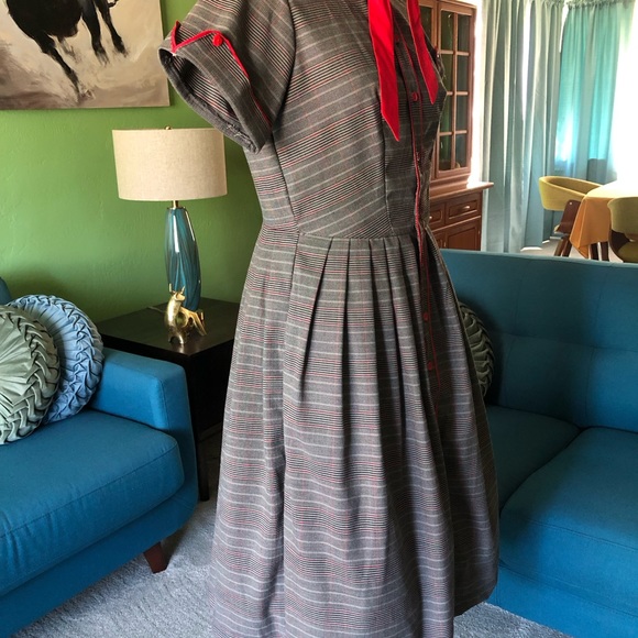 Tatyana- Tailor and Twirl Dress - Picture 7 of 12
